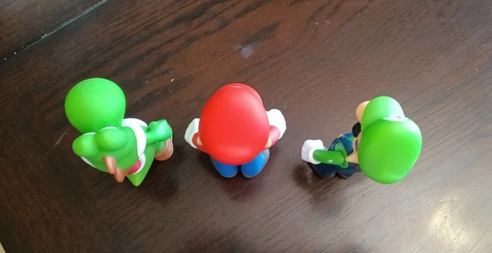 (LOT 3) Banpresto Mario 5inch Figures Yoshi, Luigi, Mario Used Fast Shipping  - Image 4 of 4