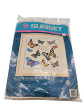 VTG '90 Sunset Dimensions Needlepoint Kit  12061 Butterflies Are Beautiful OPEN