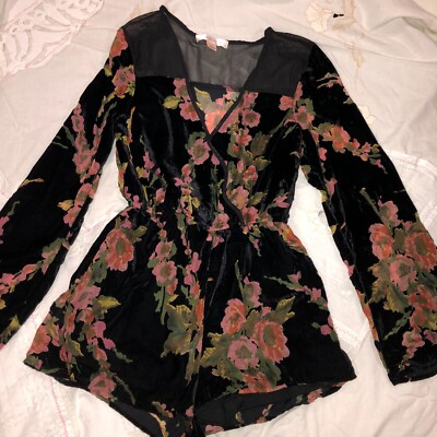 Band of Gypsies Black Rose Floral Velvet Short Romper Sz XS Long