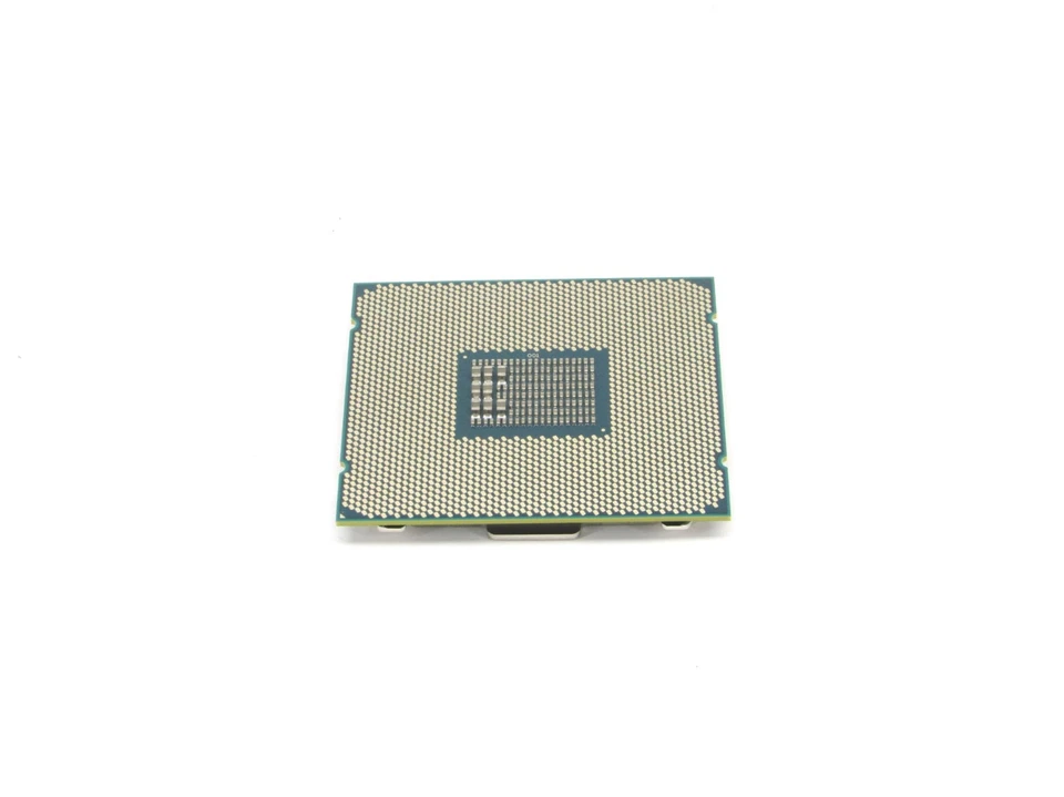Procesador CPU Intel Xeon E5-2640 V4 SR2NZ 10 núcleos 2,40 GHz 25 MB de caché 14 nm Foto 4 de 4