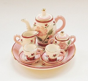 les parisiennes tea party set