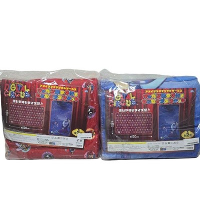 The Amazing Digital Circus Mokka Decke mit Etikett Rot Blau Neu