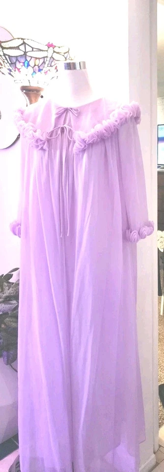 Camisón y bata Peignoir vintage años 50 60 EE. UU. grande raro lavanda nailon gasa Foto 2 de 4