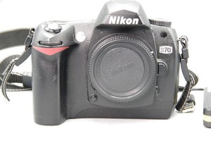 Nikon D70 DSLR Camera with Charger and Battery – 6.1MP – Shutter Count 4707