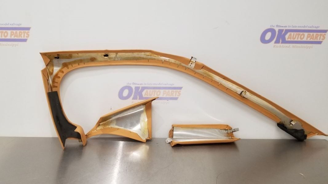 1990 FERRARI TESTAROSSA INTERIOR WINDSHIELD A PILLAR TRIM RIGHT PASSENGER TAN