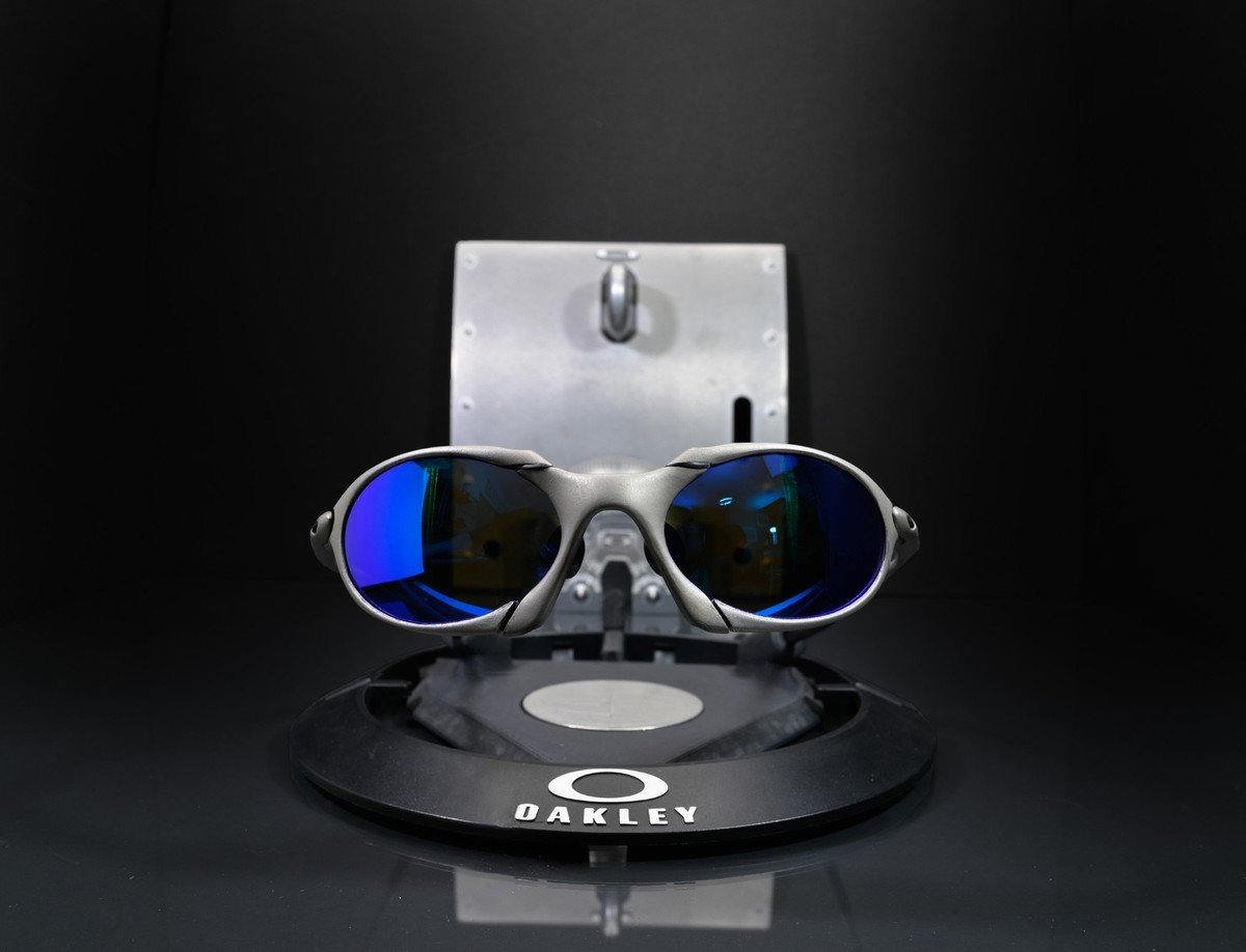 Oakley Romeo 1 Plasma/ Titanium Finish w/ Oakley Ice Iridium