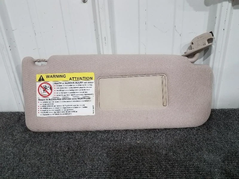 Parasol derecho pasajero Audi A6 2000-04 *TAN* sin iluminación Foto 3 de 4