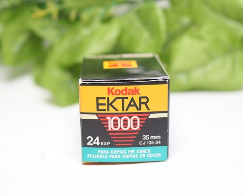 ⭐Kodak Ektar 1000 ISO 35mm 24 Exposure Expired Film 01/1994 Unopened Sealed - Picture 4 of 5