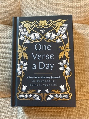 One Verse a Day Prayer Journal : A Two-year Memory Book of What God Is Doing ...