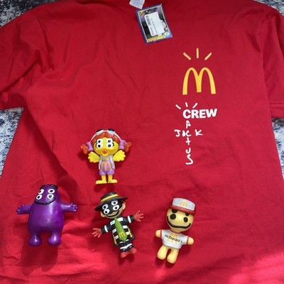 Travis Scott Cactus Jack McDonald s APPLE PIE T-Shirt xl with collectible toys