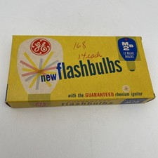 Camera General Electric GE M2B Flashbulbs 12 Bulb Pack Unused Vintage