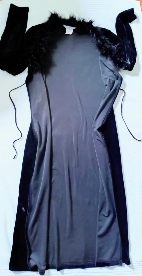 Cardigã espanador preto antigo de veludo longo e pele sintética Y2K bruxa gótica tamanho M - Imagem 4 de 4