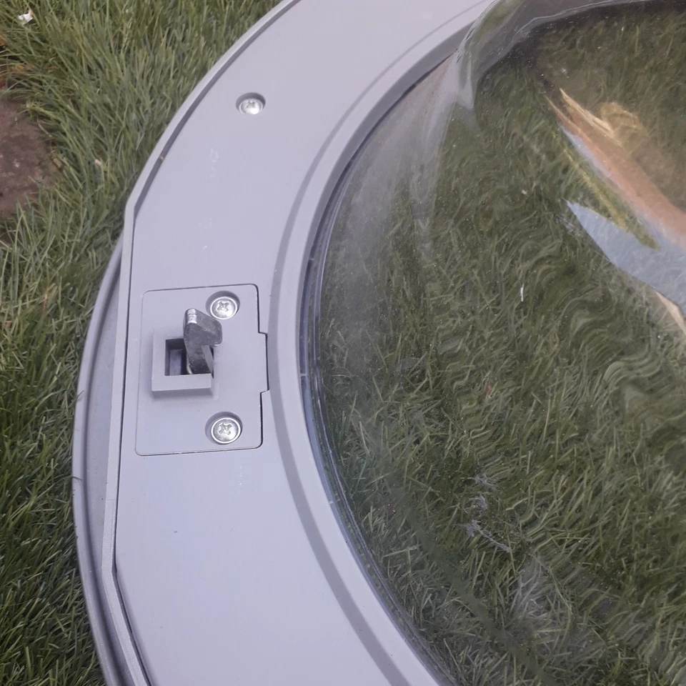 Beko washing machine doors in White and Silver off model numbers WM AND WMA - Image 2 of 4