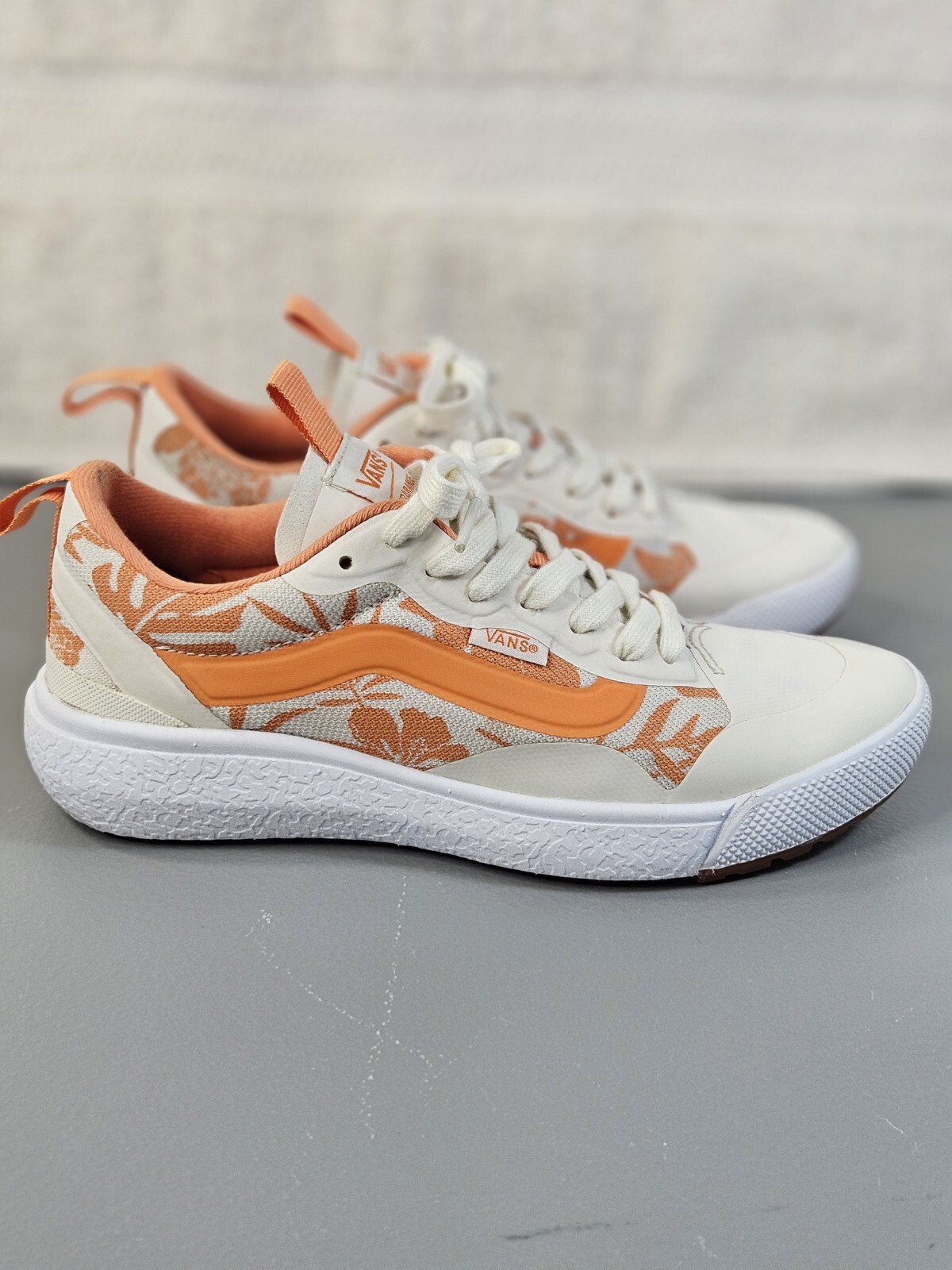 VANS UltraRange Exo Island Floral White Orange Mens Sz Womens