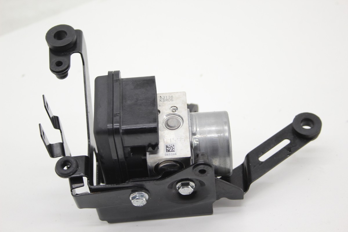 21-23 Kawasaki Ninja Zx10r Zx1002 Abs Pump Unit Module | eBay