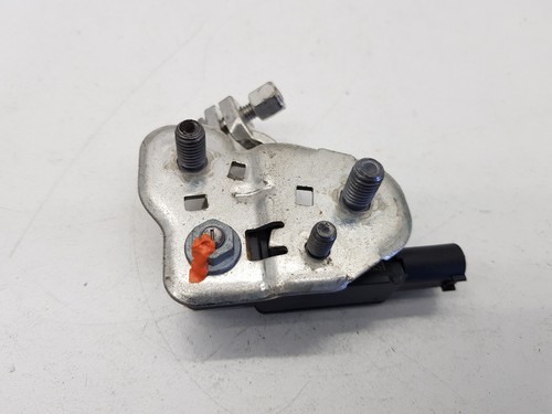 2021 LAND ROVER DISCOVERY SPORT L550 1.5 PETROL NEGATIVE BATTERY CLAMP OEM - Picture 4 of 4