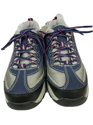 hard toe tennis shoes