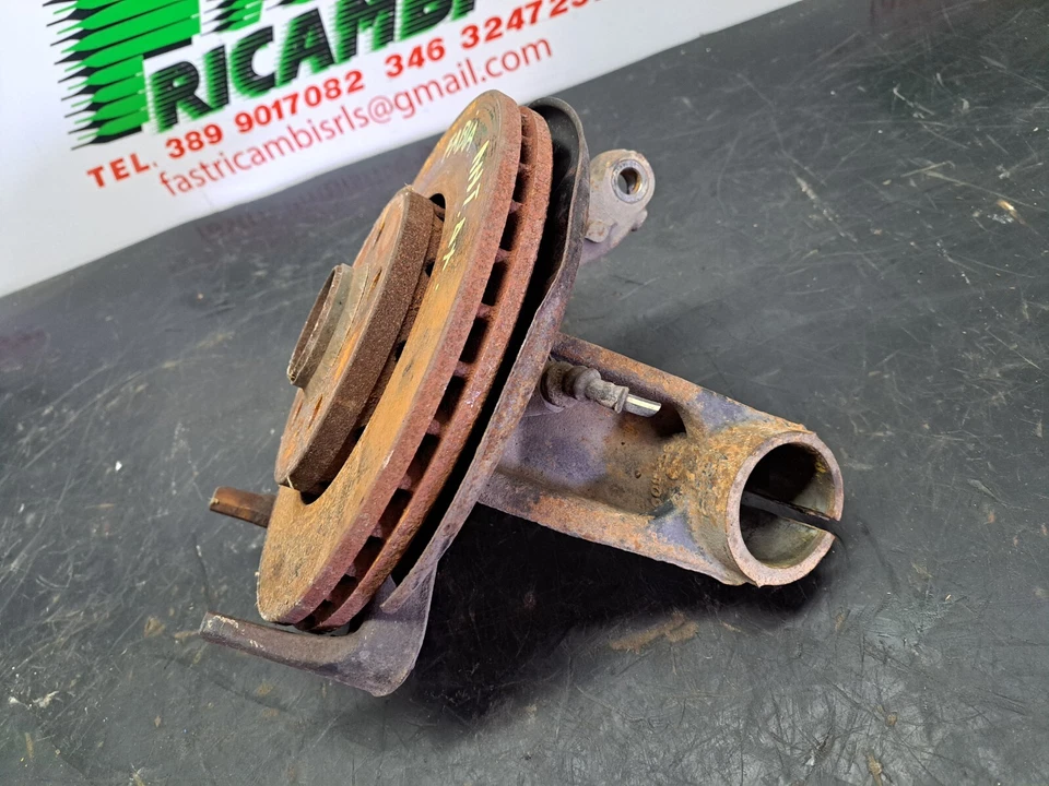 FUSELLO MOZZO MONTANTE ANTERIORE DESTRA SKODA FABIA III 1.4 TDI CUS 2017 - Imagen 2 de 3