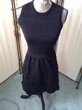 Romeo and Juliet Couture black Textured body con dress women's size Small D24