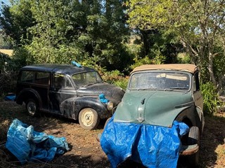 Pair of Morris Minor 1000 for Restoration Projects – Convertible & Traveller