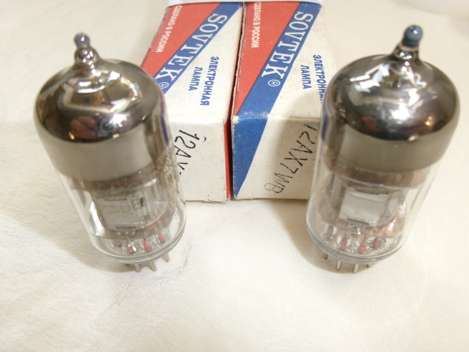 Tube 12AX7WB Sovtek plaque nickel satiné triple mica ECC83 pour ampli de guitare - 3
