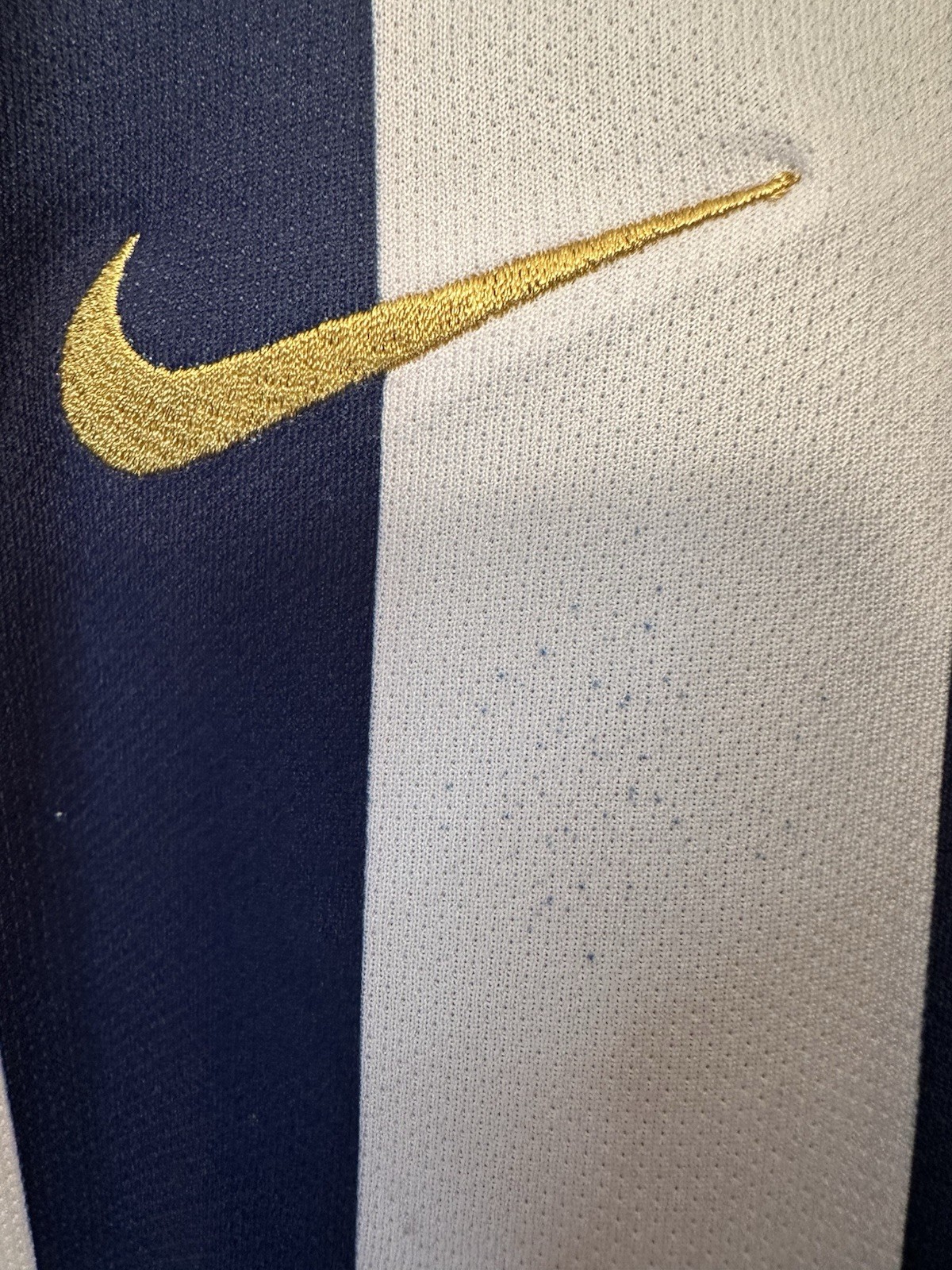 Picture 3 of 11
