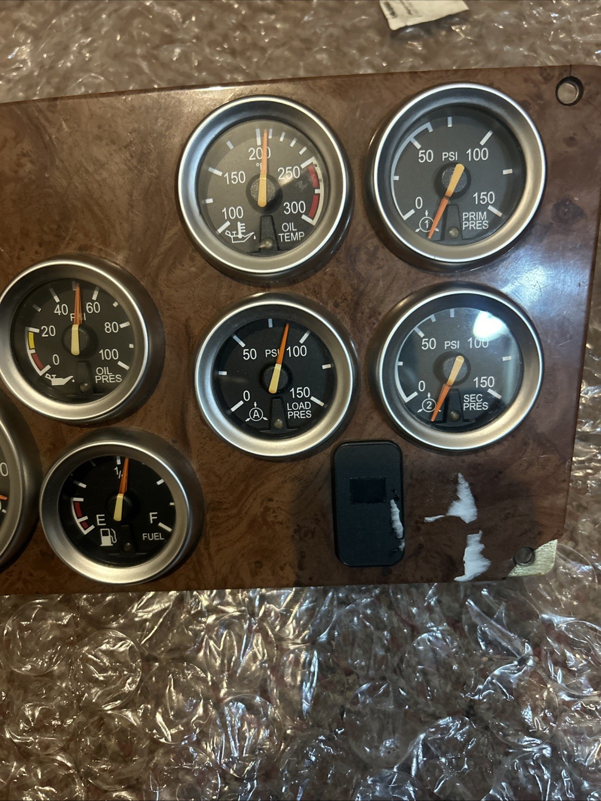 2008 Peterbilt  387 dash main instrument gauge cluster panel