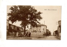 CPA - 71 - IGE - Place du Martoret - animée - vierge TTBE