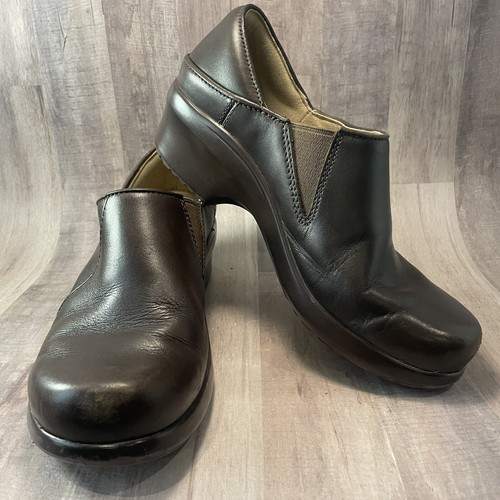 Ariat Work Women's 9.5 B Hera Expert Brown Leather Clogs 10027297
