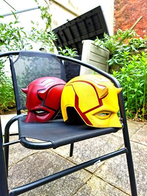 Beide Designs! 2x Daredevil Helme Masken Kutten Teufel der Hölle Küche