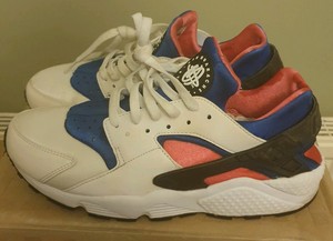 white huaraches size 9