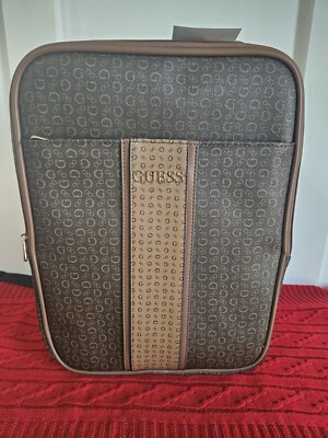 NWT GUESS WOMENS LARGE SUMA TRAVEL SCHOOL WORK