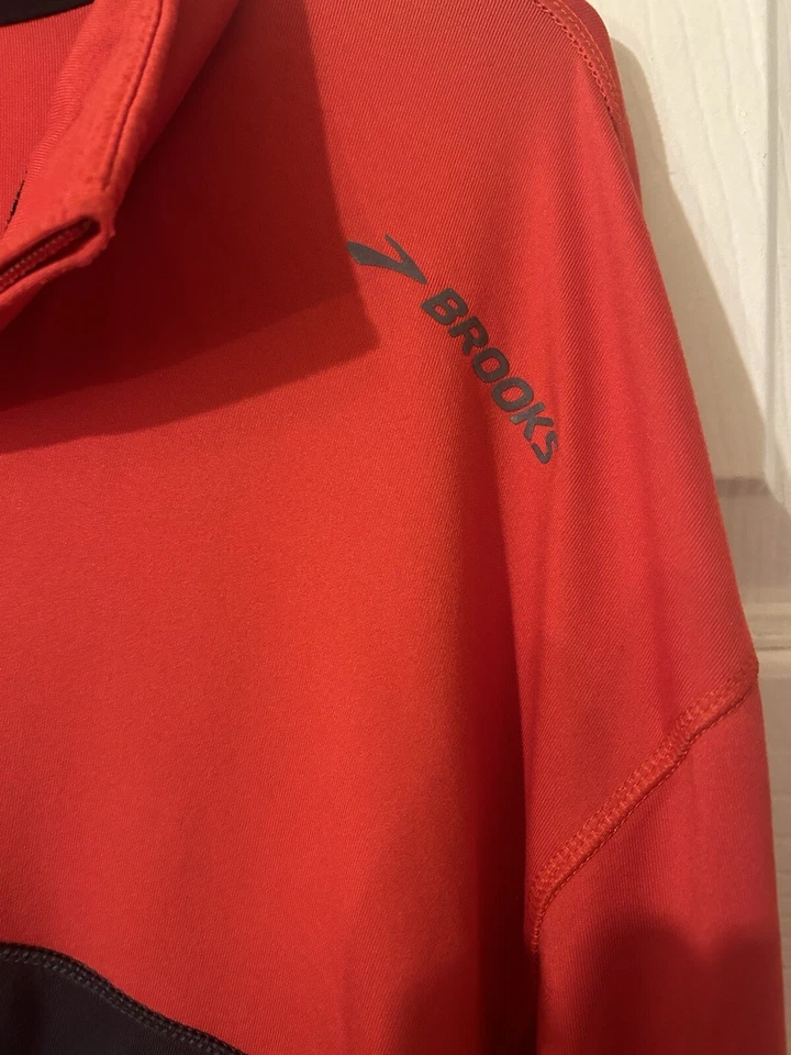 Brooks Quarter Zip Pullover Men’s Extra Large Red And Black - Image 3 of 4