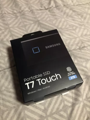Samsung Portable SSD 2TB T7 Touch, Black hard drive, Fingerprint security 2.5in