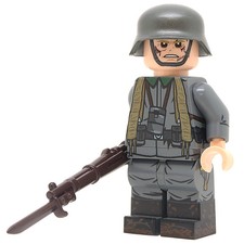 United Bricks WW1 German Soldier Assault order Custom Minifigure