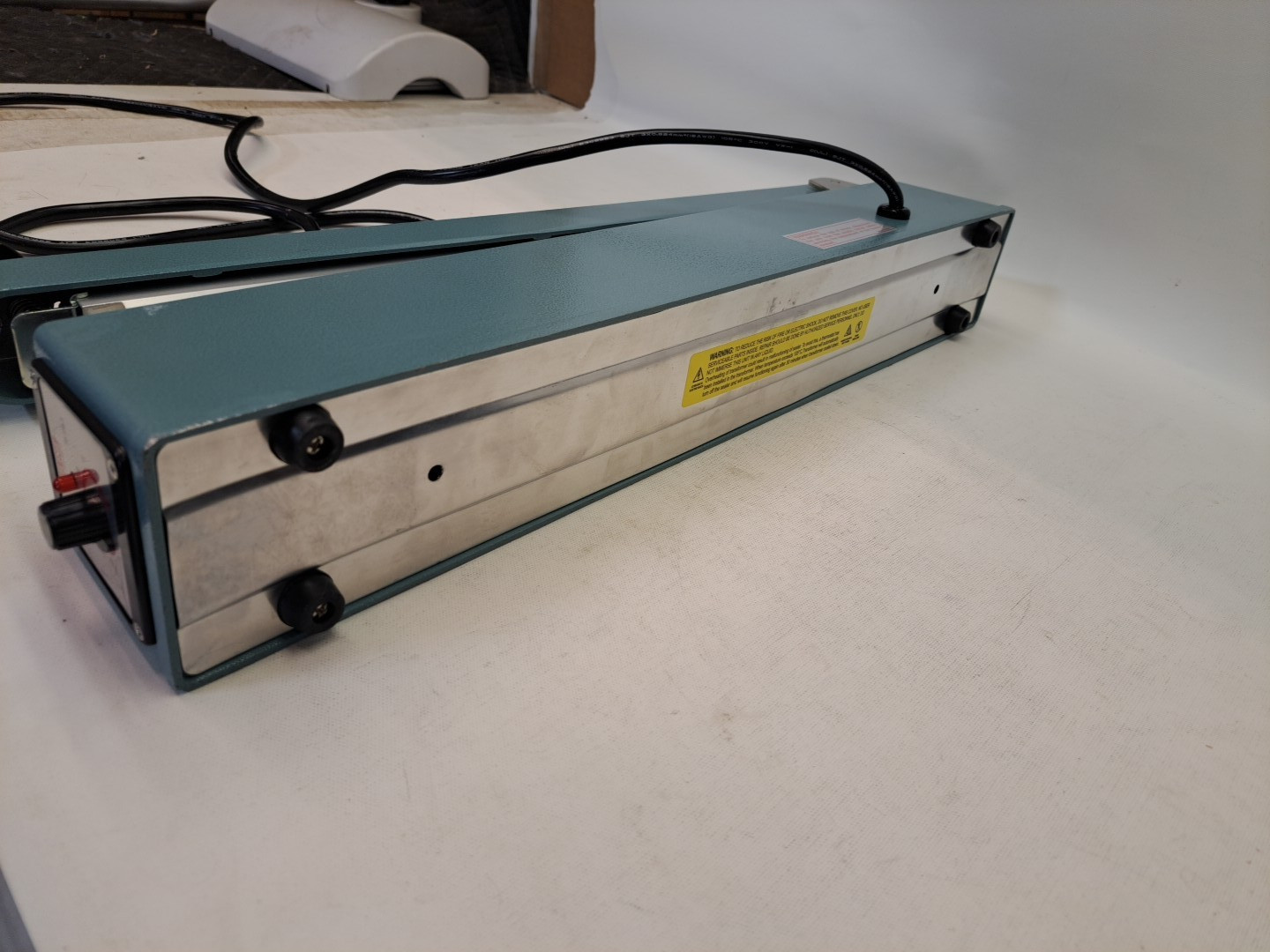 ULINE H-963 16" Impulse Sealer with cutter  USED