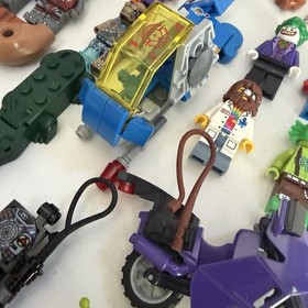 Lego Unikitty Tmnt Ghostbusters Dino Superman Simpson Marvel Chima Minifigure