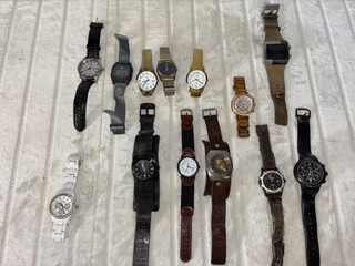 Assorted Vintage & Modern Watches Lot Fossil Timex Casio & More Mixed Styles