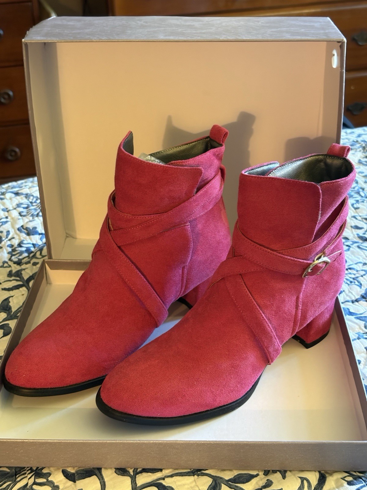 Pink Booties (Size 9)