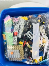 LEGO 4496 Creator Fun with Building Building Bricks & People Tub Appears Full