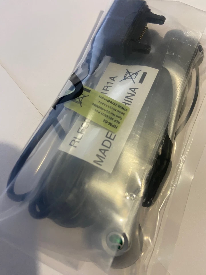 Ericsson, Sony Ericsson HPM-62 Stereo PHF Headset, x2 Earpiece Grey Original OEM - Image 2 of 4