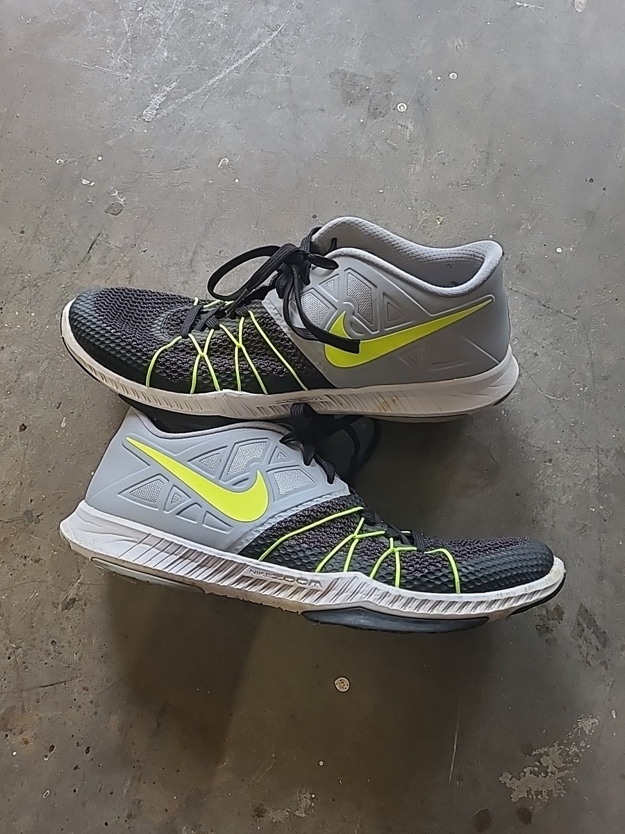 zoom train incredibly fast