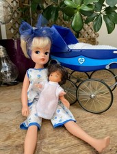 Vintage 1980s Pedigree Sindy Walk in the Park pram and baby #4200#