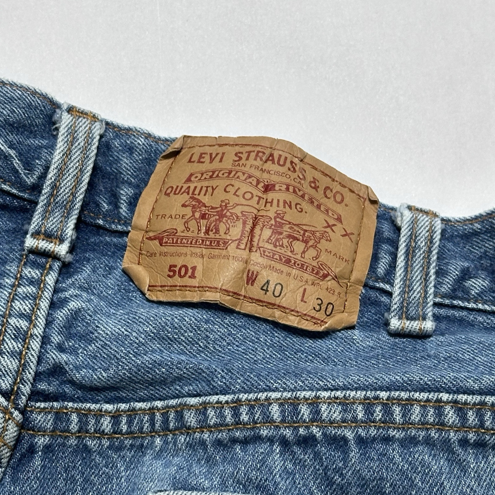 Vintage VTG Levis 501 Men’s Blue Jeans 40x30 Made In The USA 511-0115 (38 X 29) thumbnail 11