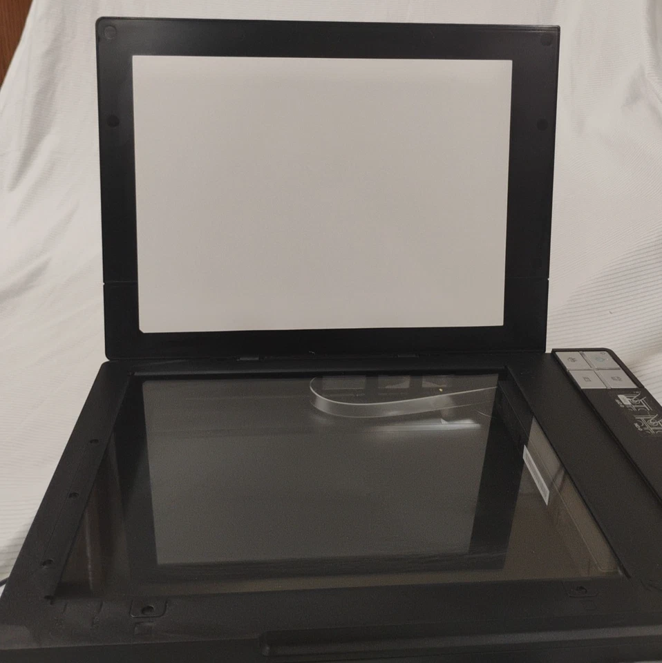 Epson V300 Flatbed Scanner - Image 2 of 3