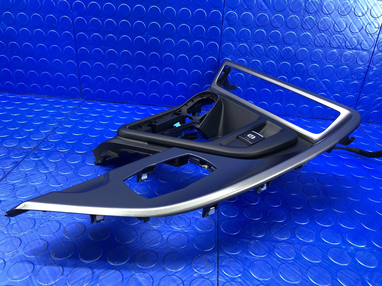 2014-2017 BMW I8 OEM FRONT CENTER CONSOLE PANEL COVER 51459284827