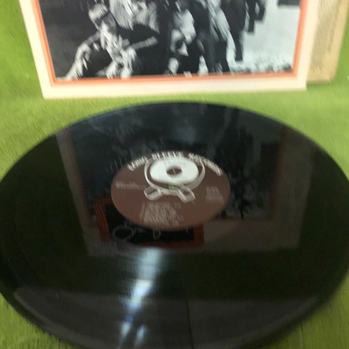 TOM HUNTER - OUR RECORD - VINYL RECORD LP - Picture 2 of 3