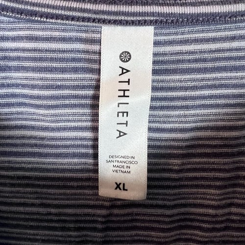 Athleta Tank Top Women’s Size XL Navy & Gray Striped Sleeveless Athletic Casual - Picture 4 of 6