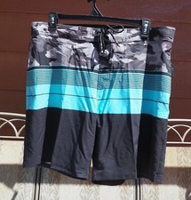 NWT Sz 32 No Boundaries Men's Swimsuit Trunks Shorts Black Blue
