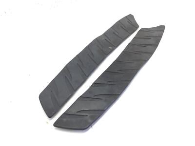 Pair of Mats Running Board Small Crack On Mat Right HONDA SILVER WING 400 2006